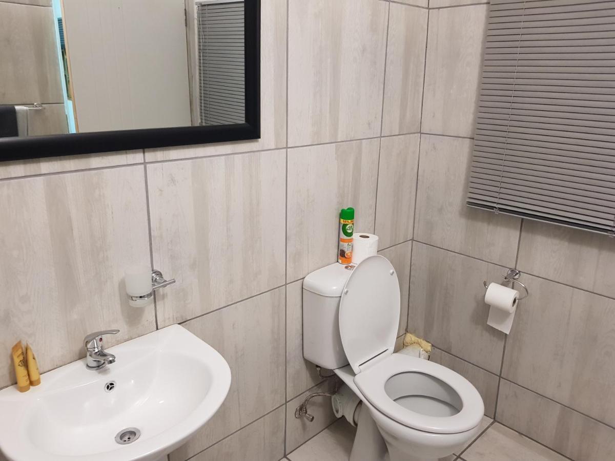 Good 2 Go Guest House Benoni Εξωτερικό φωτογραφία